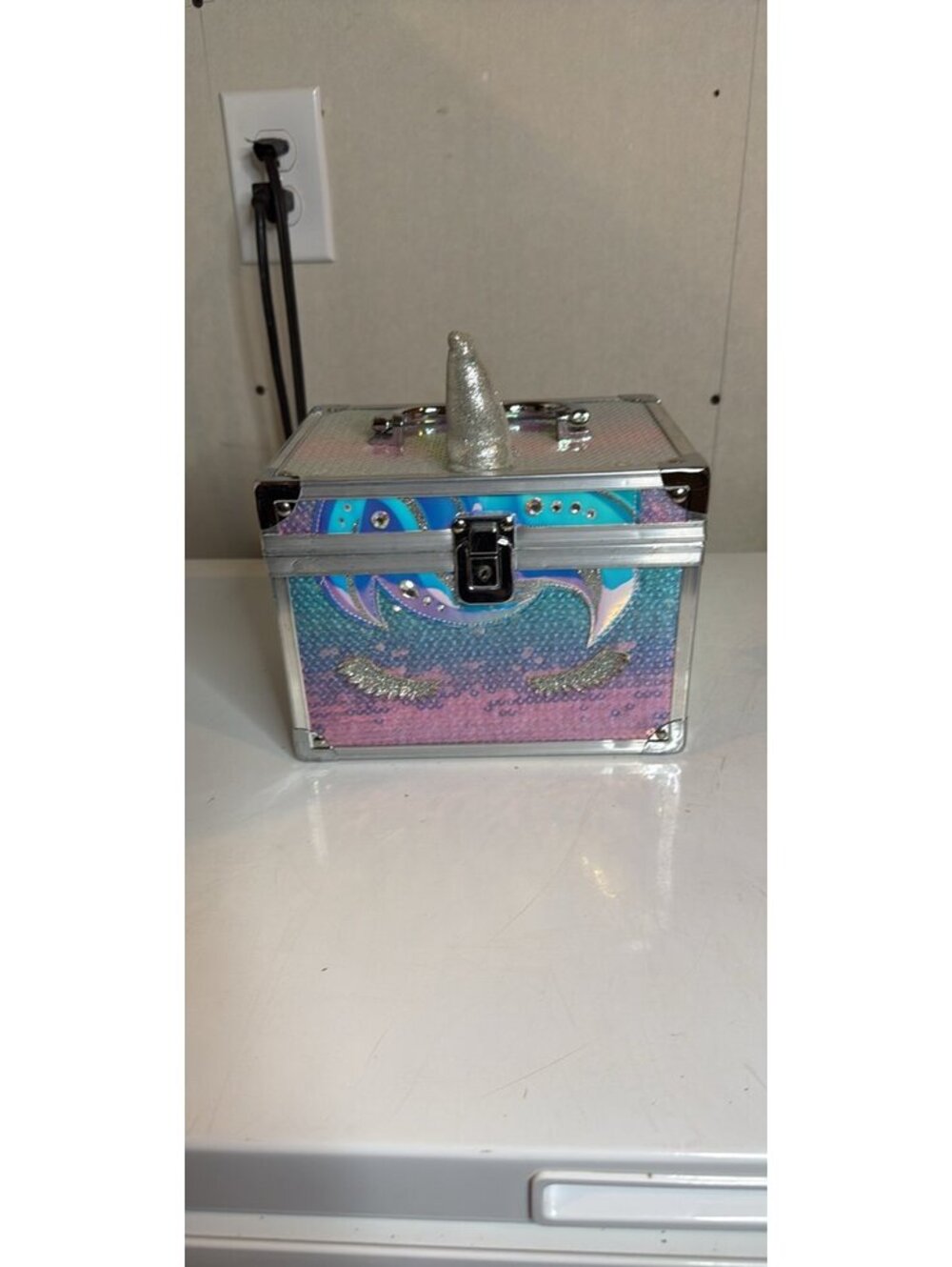 Unicorn box